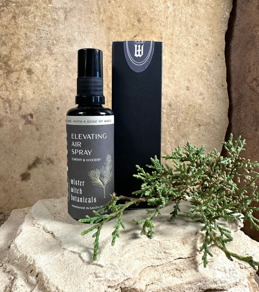 ELEVATING AIR SPRAY, EARTHY & WOODSY
